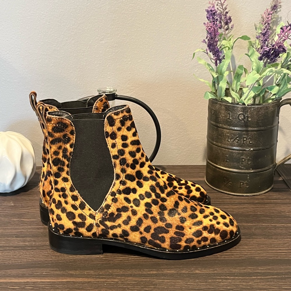 Rebecca Minkoff Sabeen 100% Calf Hair Leopard Print Boot Sz 6 NEW